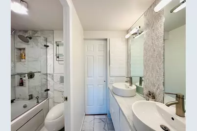 4249 N Kolmar Avenue #4249, Chicago, IL 60641 - Photo 18