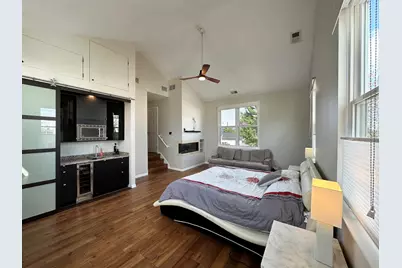 4249 N Kolmar Avenue #4249, Chicago, IL 60641 - Photo 8