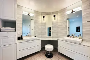 4249 N Kolmar Ave, Chicago, IL 60641 - Photo 10