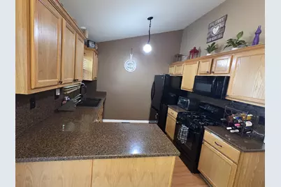 1002 Loren Drive, Joliet, IL 60431 - Photo 6
