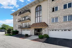 6264 S Gullikson Rd, Chicago, IL 60638 - Photo 6