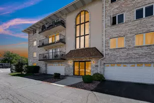 6264 S Gullikson Rd, Chicago, IL 60638 - Photo 4