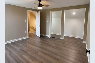 214 W 106th Place, Chicago, IL 60628 - Photo 10