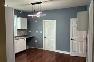 214 W 106th Pl, Chicago, IL 60628 - Photo 6