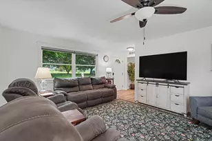 1413 E 2950 North Rd, Mansfield, IL 61854 - Photo 6