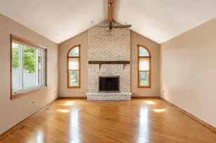 17245 Grange Dr, Orland Park, IL 60467 - Photo 8