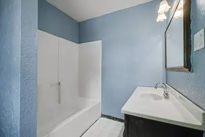 210 S Lott Boulevard, Gibson City, IL 60936 - Photo 24
