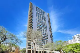 1355 N Sandburg Terrace, Chicago, IL 60610 - Photo 1