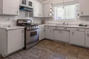 3434 18th St, Rockford, IL 61109 - Photo 16
