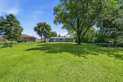 850 Austin Avenue, Aurora, IL 60505 - Photo 28