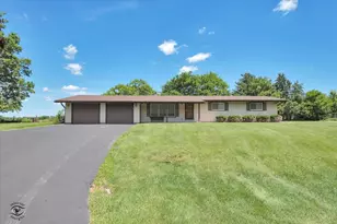 24709 S Clair Ct, Elwood, IL 60421 - Photo 2
