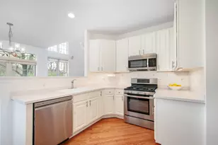 215 Wildflower Ln, La Grange, IL 60525 - Photo 12