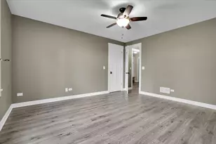 20300 N Lea Rd, Deer Park, IL 60010 - Photo 32
