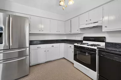 113 Ebbesen Street, Dekalb, IL 60115 - Photo 10