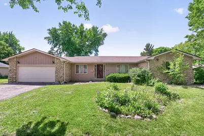 113 Ebbesen Street, Dekalb, IL 60115 - Photo 32