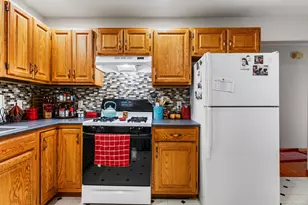709 Erin Dr, Champaign, IL 61822 - Photo 12