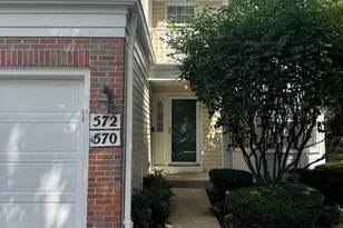 572 Bradbury Ln, Geneva, IL 60134 - Photo 1