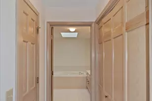 572 Bradbury Ln, Geneva, IL 60134 - Photo 14