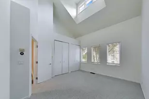 1806 W Argyle St, Chicago, IL 60640 - Photo 10