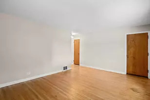 8043 Lake St, River Forest, IL 60305 - Photo 8