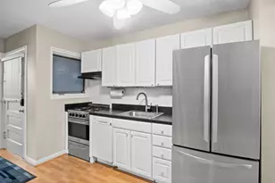8043 Lake St, River Forest, IL 60305 - Photo 16