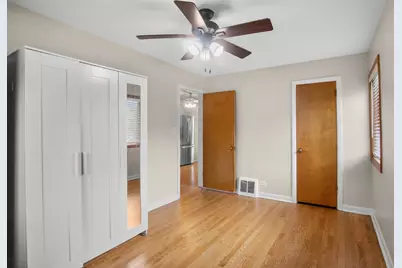 8043 Lake Street #1, River Forest, IL 60305 - Photo 14