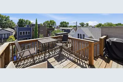 1717 W Nelson Avenue #3, Chicago, IL 60657 - Photo 14