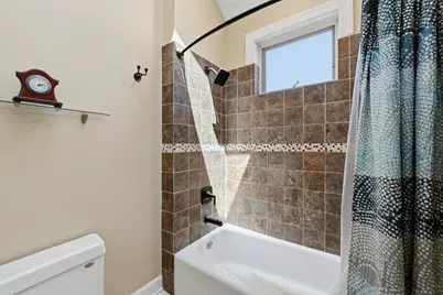 1717 W Nelson Avenue #3, Chicago, IL 60657 - Photo 16