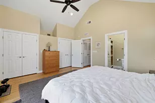 1717 W Nelson Ave, Chicago, IL 60657 - Photo 12