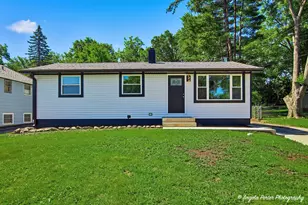 33028 N Ridge Rd, Grayslake, IL 60030 - Photo 1