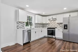 33028 N Ridge Rd, Grayslake, IL 60030 - Photo 6