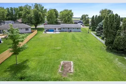1010 Suzy Street, Lake Holiday, IL 60548 - Photo 22