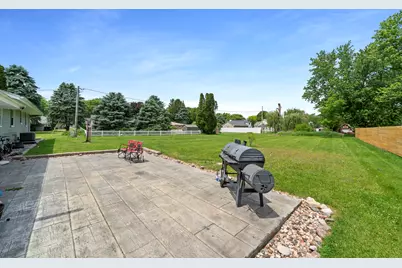 1010 Suzy Street, Lake Holiday, IL 60548 - Photo 24