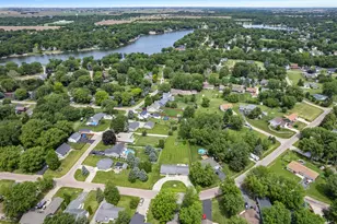 1010 Suzy St, Lake Holiday, IL 60548 - Photo 28