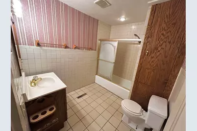 307 Washington Street, Rockford, IL 61104 - Photo 10