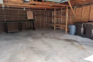 311 Stewart Dr, Freeport, IL 61032 - Photo 14