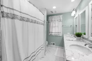 3066 Knollwood Ln, Glenview, IL 60025 - Photo 36