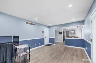 1581 Madison Ave, Saint Charles, IL 60174 - Photo 12