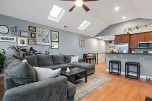 5617 W Lawrence Ave, Chicago, IL 60630 - Photo 8