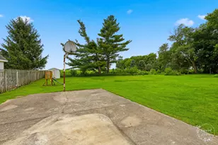 403 South St, Crescent City, IL 60928 - Photo 34