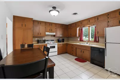 403 South Street, Crescent City, IL 60928 - Photo 16