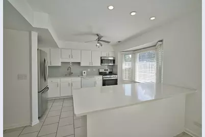 1506 Fernwood Court, Gurnee, IL 60031 - Photo 24