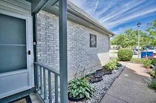 1506 Fernwood Ct, Gurnee, IL 60031 - Photo 4