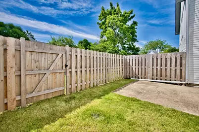 1506 Fernwood Court, Gurnee, IL 60031 - Photo 6