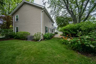 1612 Harris Ln, Naperville, IL 60565 - Photo 50
