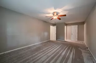1612 Harris Ln, Naperville, IL 60565 - Photo 30