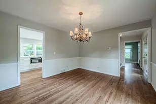 1612 Harris Ln, Naperville, IL 60565 - Photo 12