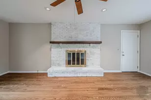 1612 Harris Ln, Naperville, IL 60565 - Photo 24