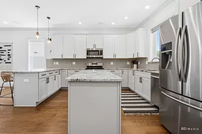 4146 N Kilbourn Avenue, Chicago, IL 60641 - Photo 8