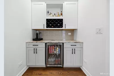 4146 N Kilbourn Avenue, Chicago, IL 60641 - Photo 10